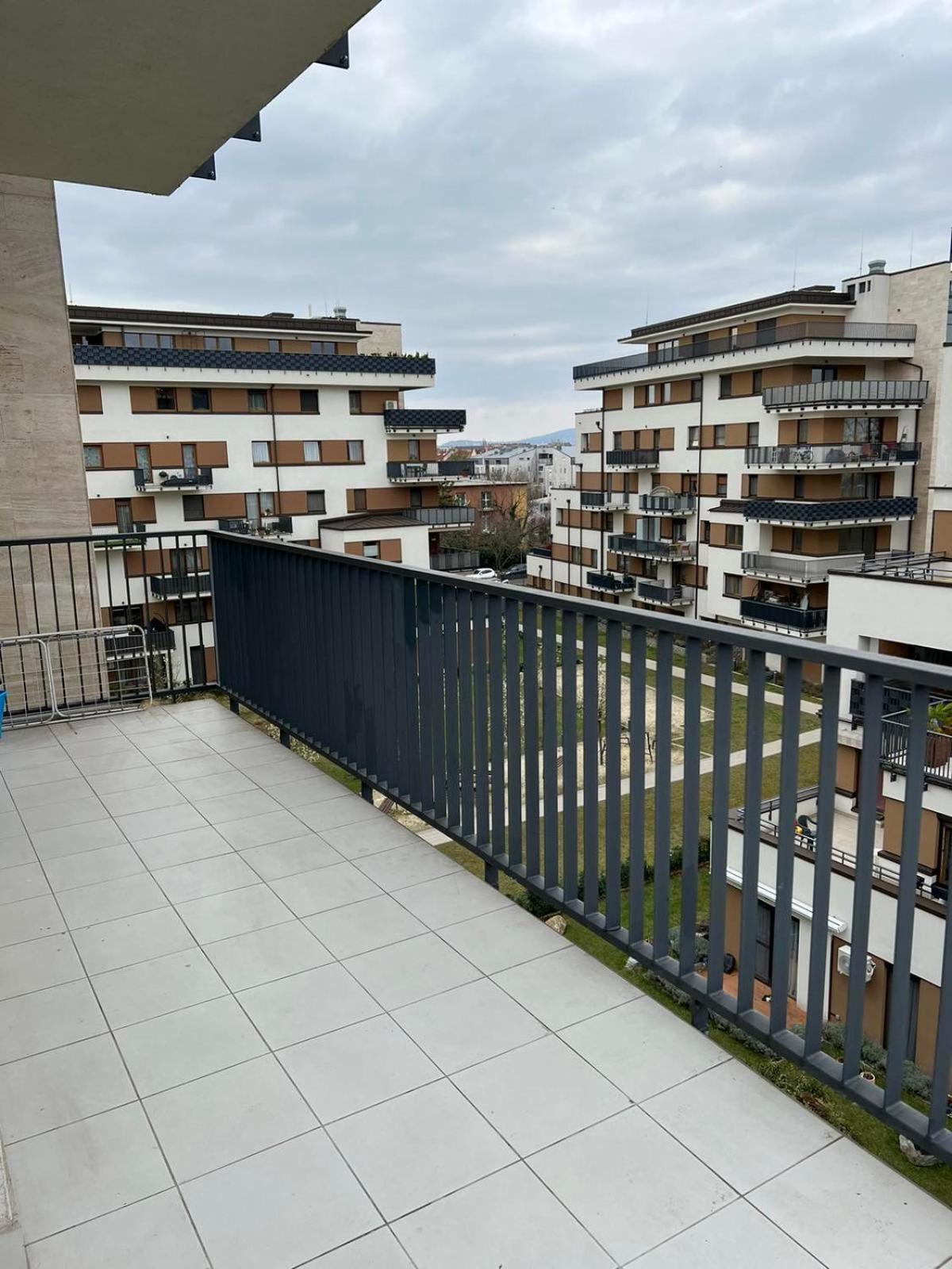 Lux Cordia Apartment With Free Parking 布达佩斯 外观 照片